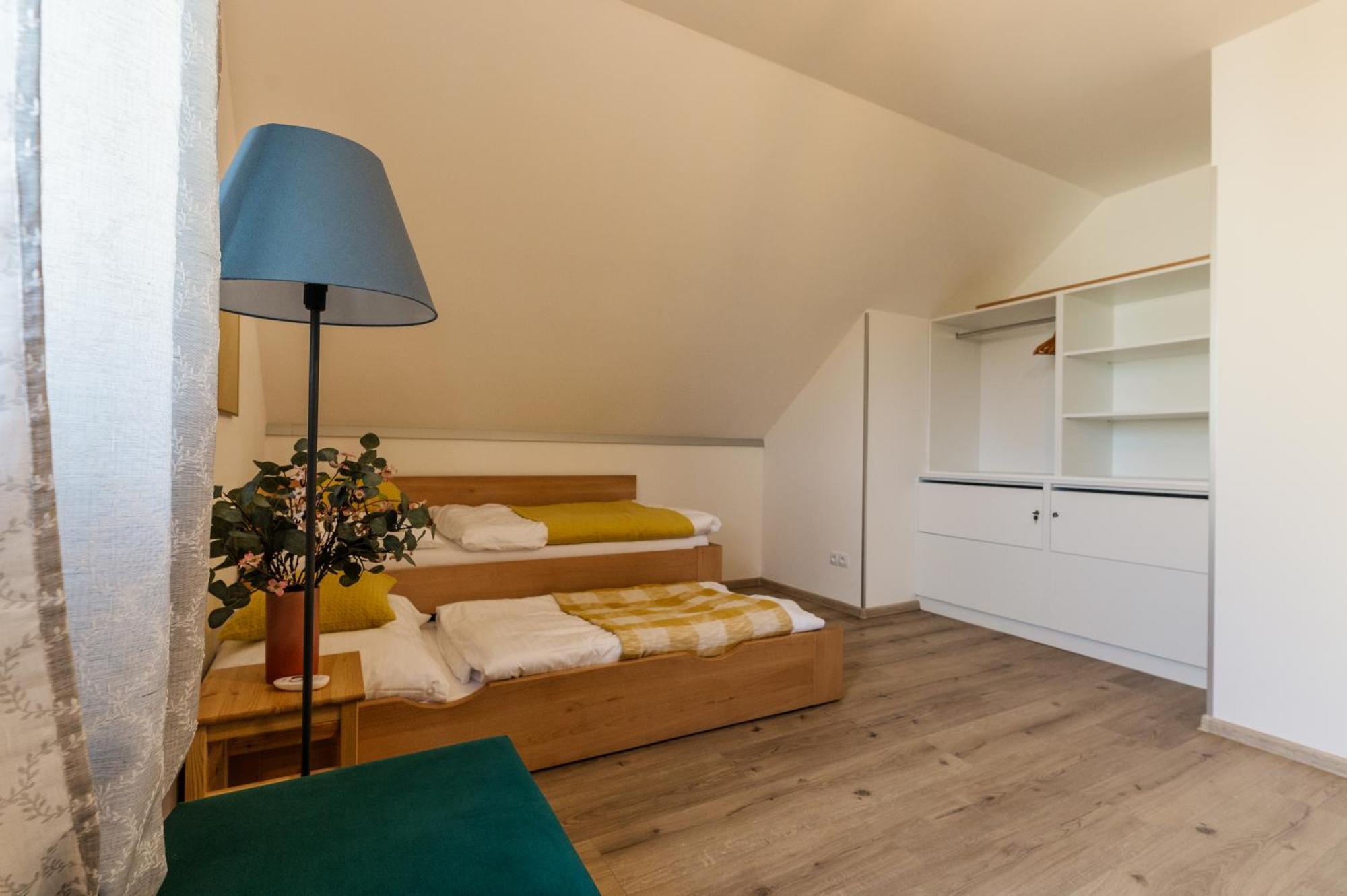 Rekreacni Dum U Jezer, Milovice 6 Holiday home Milovice (South Moravian)