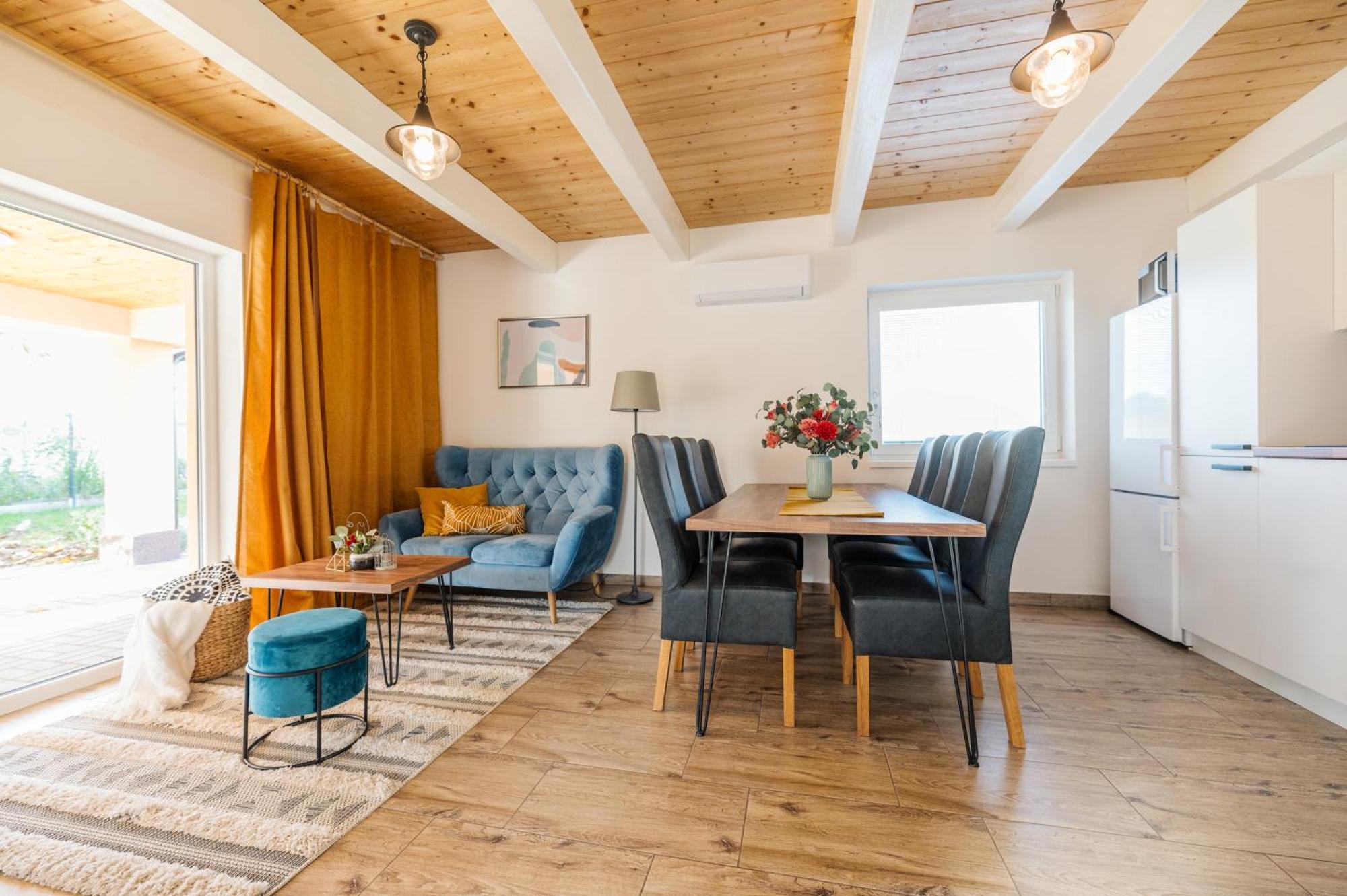 Rekreacni Dum U Jezer, Milovice 6 Holiday home Milovice (South Moravian)